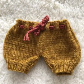 Goudgeel pofbroekje