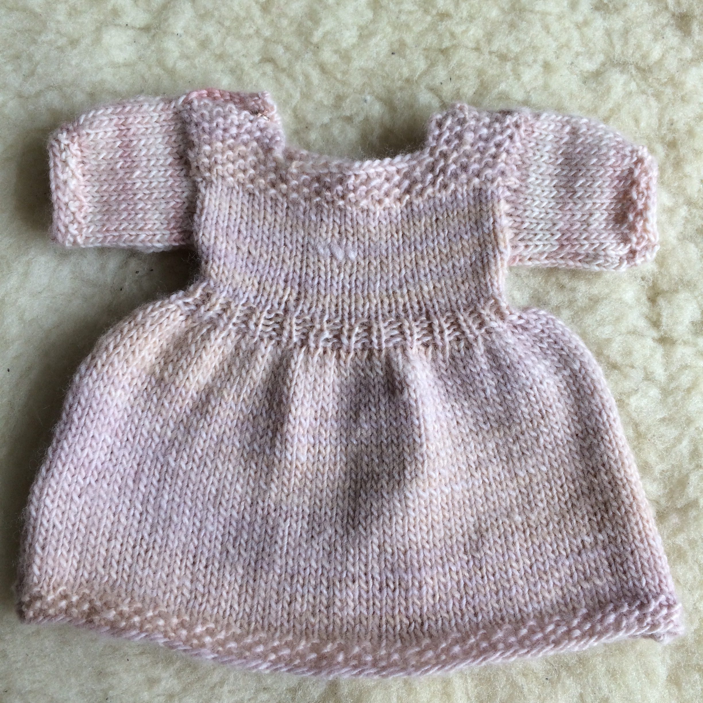 Zachtroze jurkje merinowol - Afbeelding 2